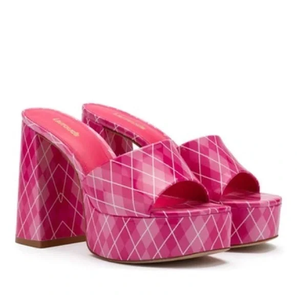 LARROUDEBRAND NEW! Dolly Argyle Platform Mule Size: 7
